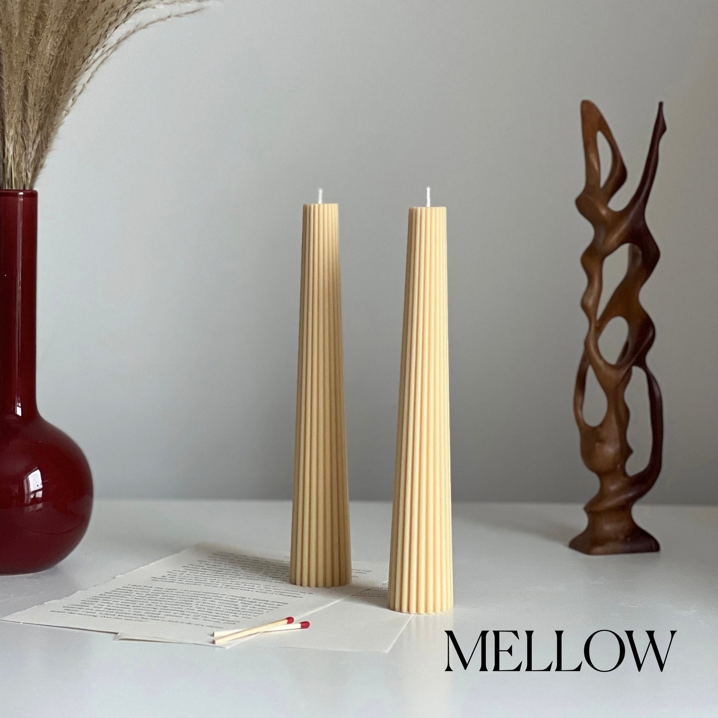 Greko Column Ribbed Candle