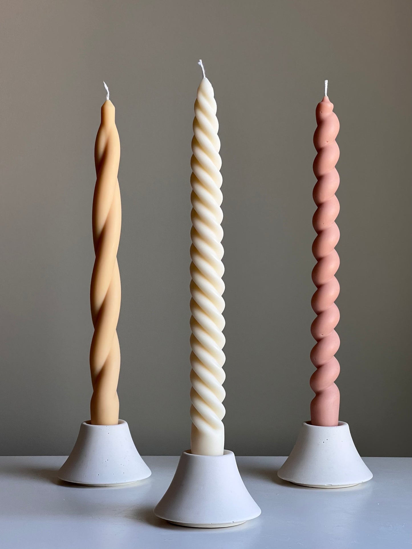 Round Candlestick Holder