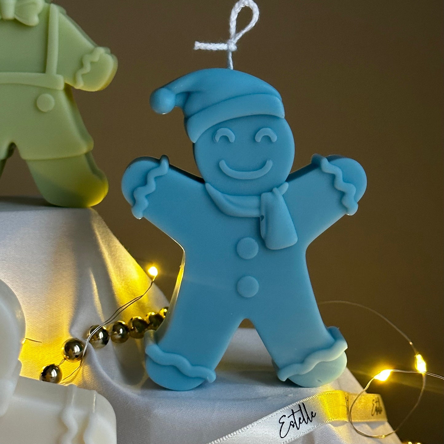 Cute Gingerbread Candle