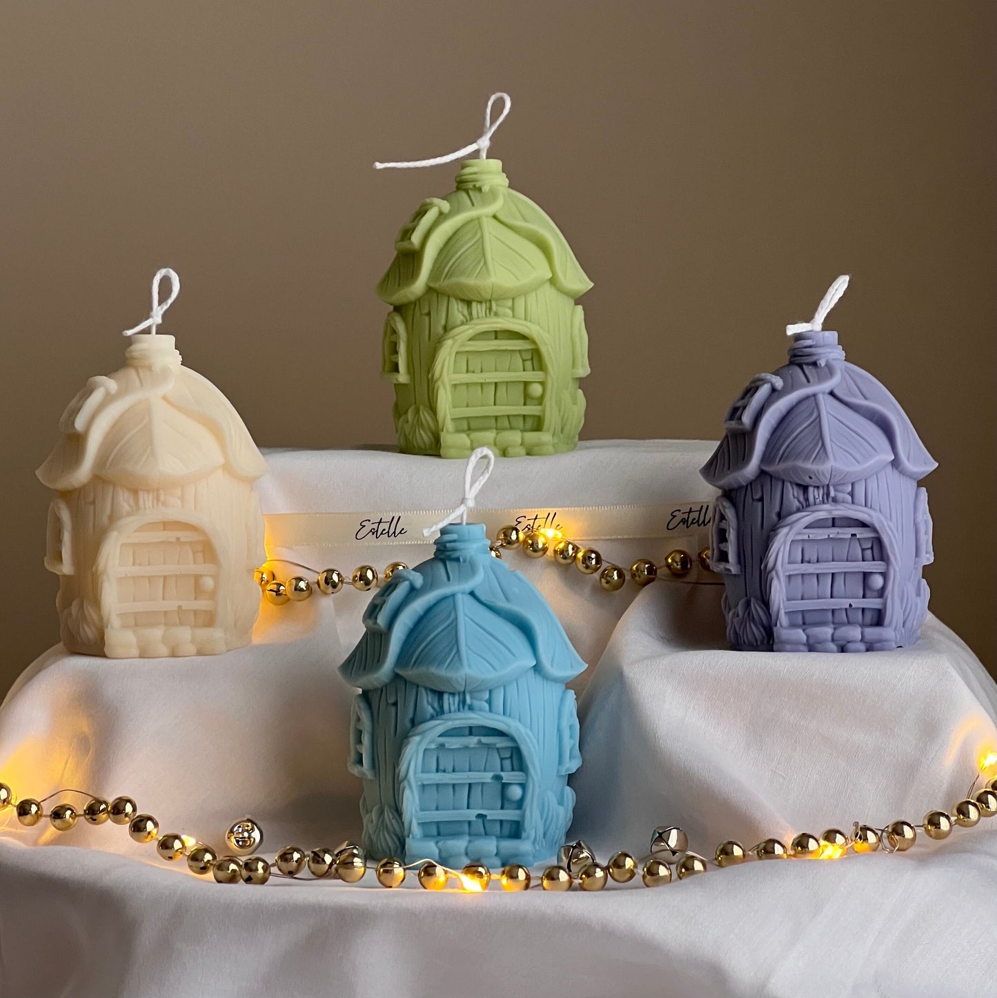 Leaf Christmas House Candle