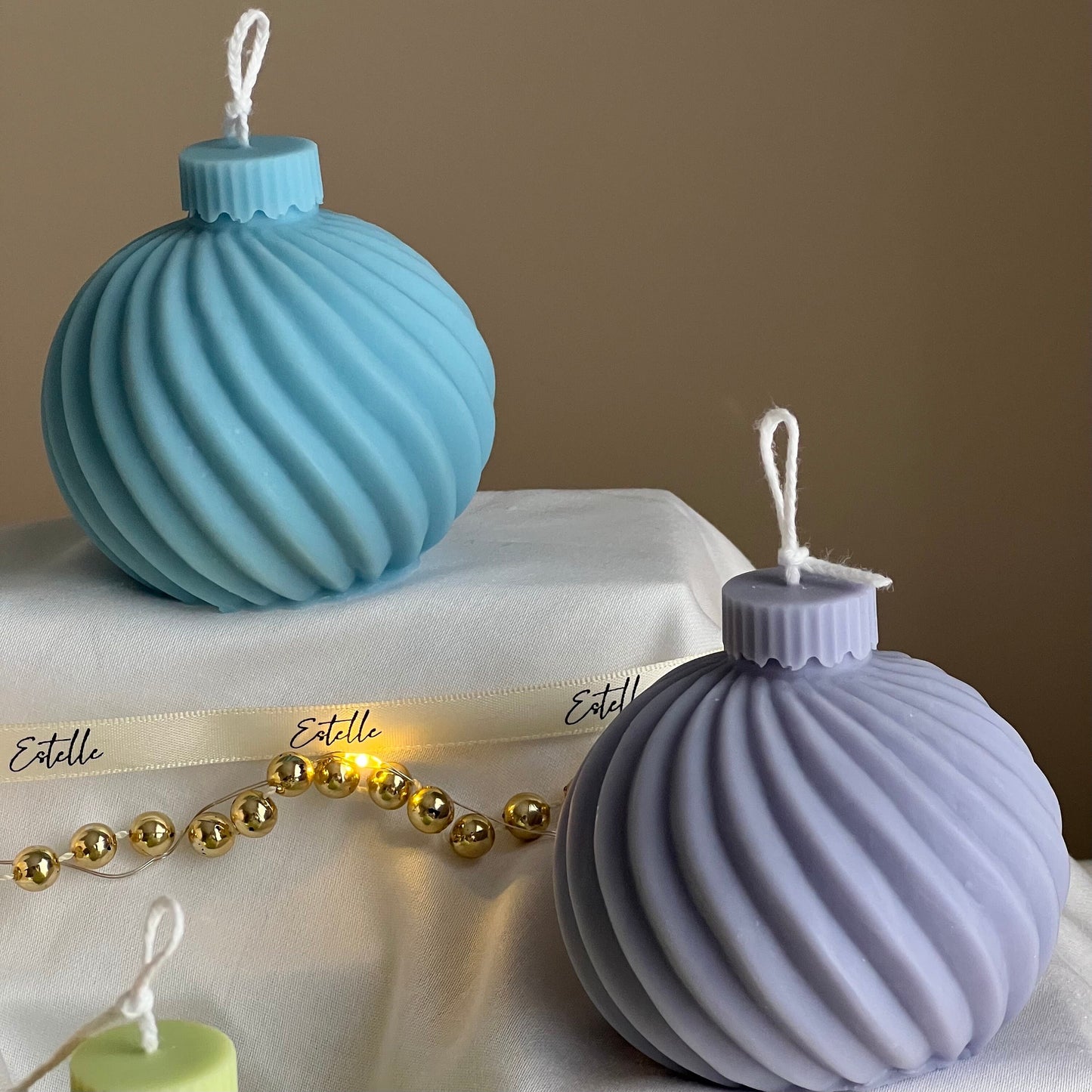 Swirl Christmas Bauble Candle