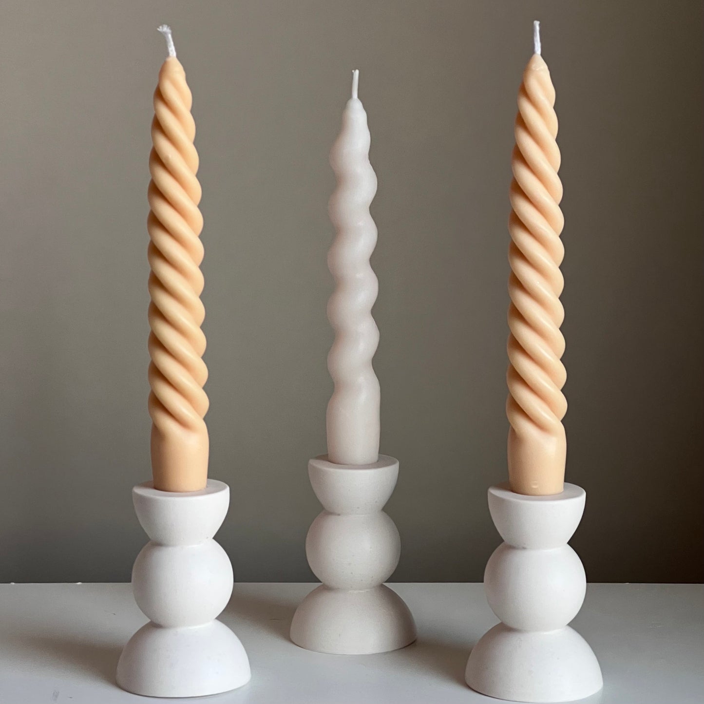 Round Candlestick Holder
