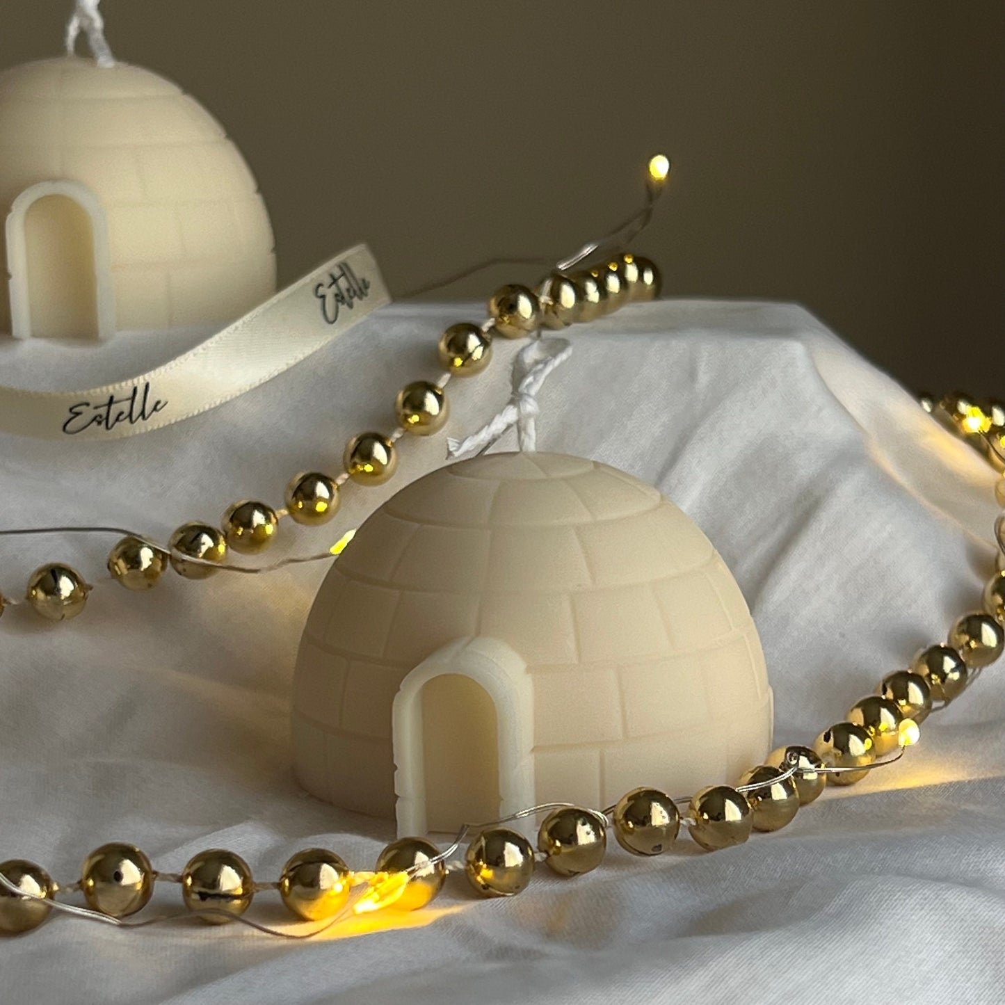 Winter Igloo Candle