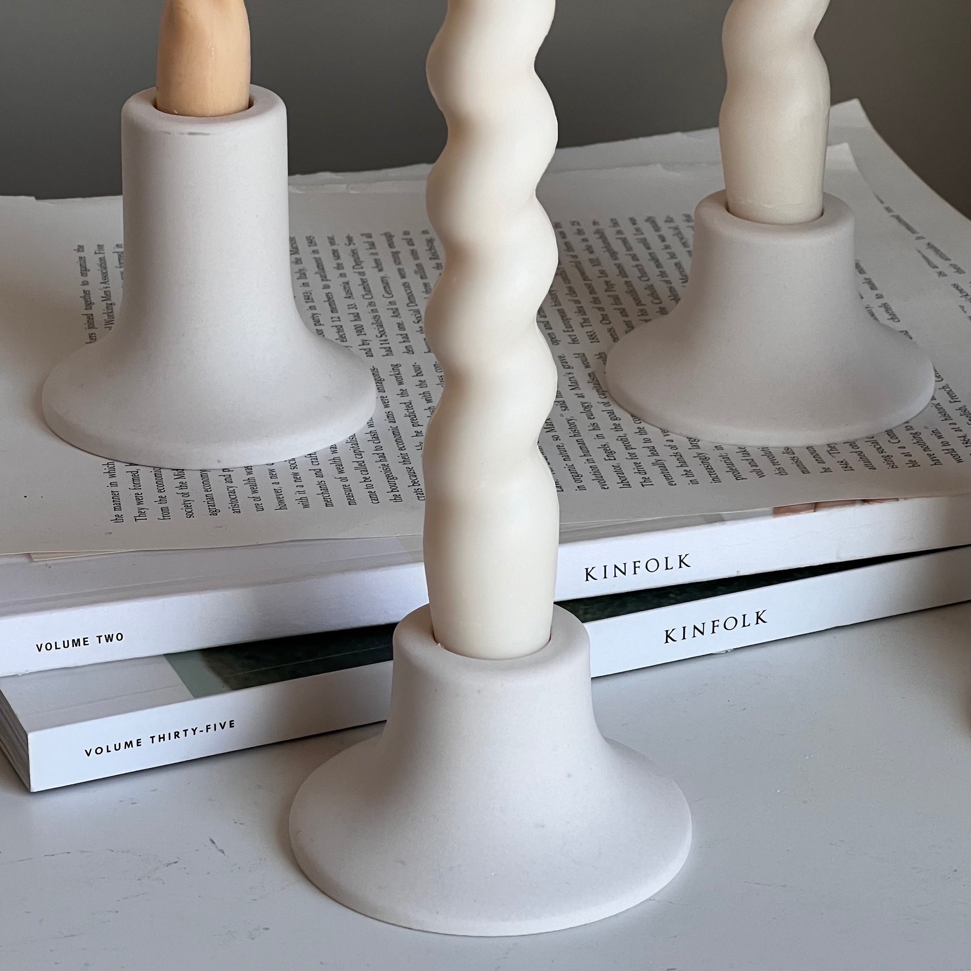 Round Candlestick Holder