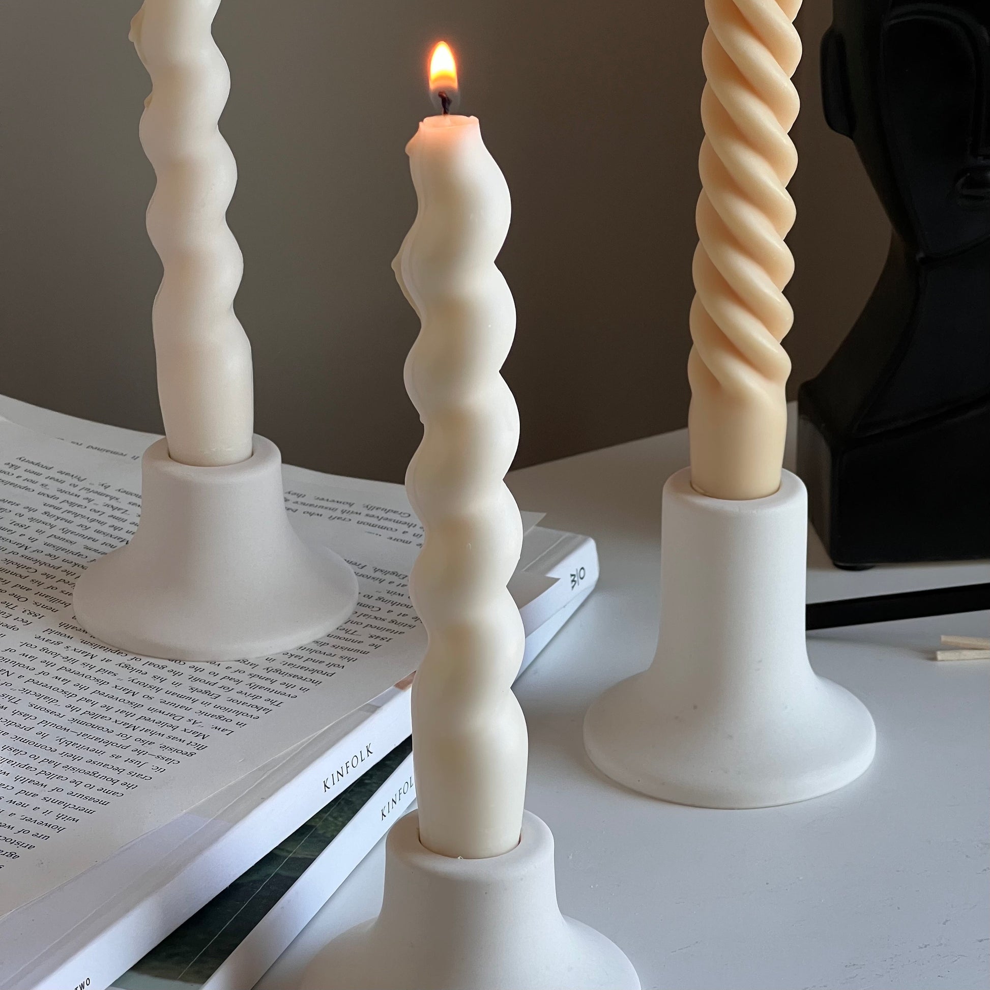 Round Candlestick Holder