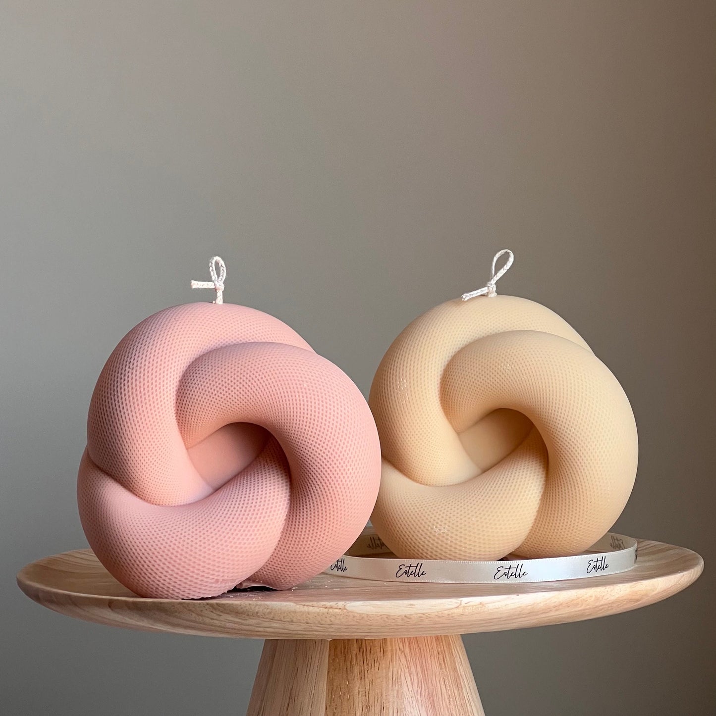 Huge Knot Candle