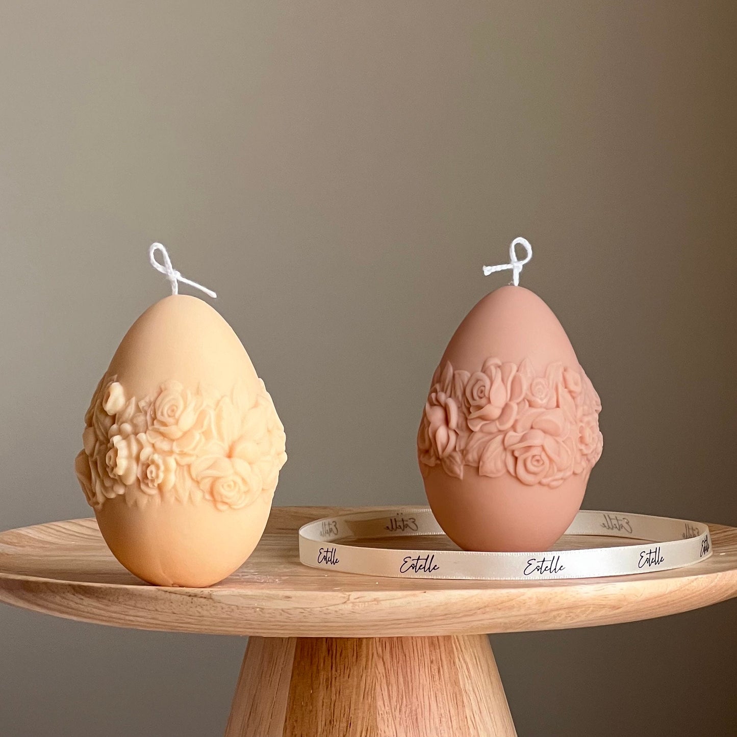 Easter Egg Roses Candle