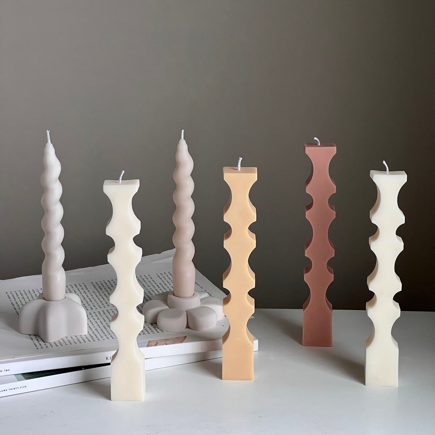 Greko Geometric Column Candle