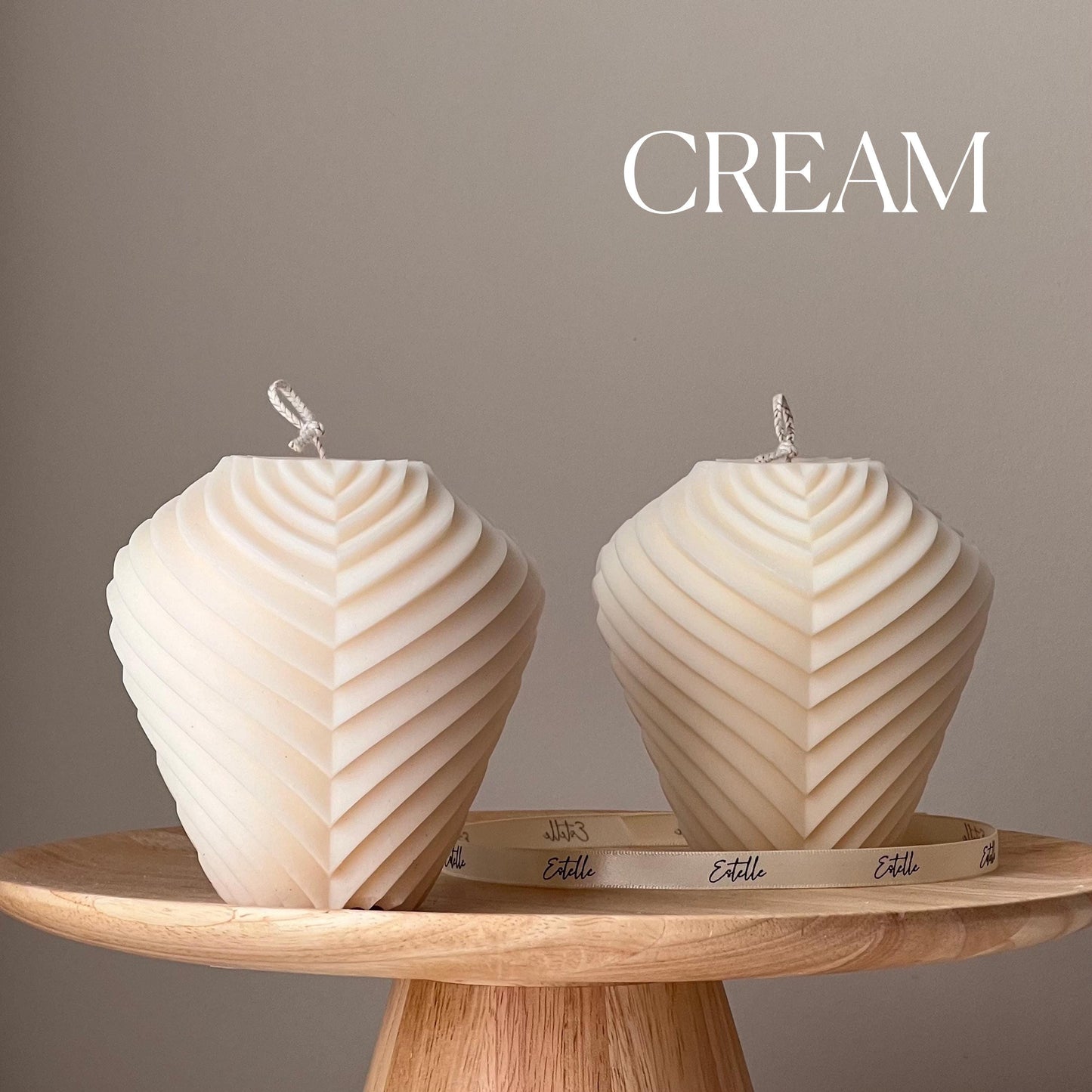 Large Ribbed Candle
