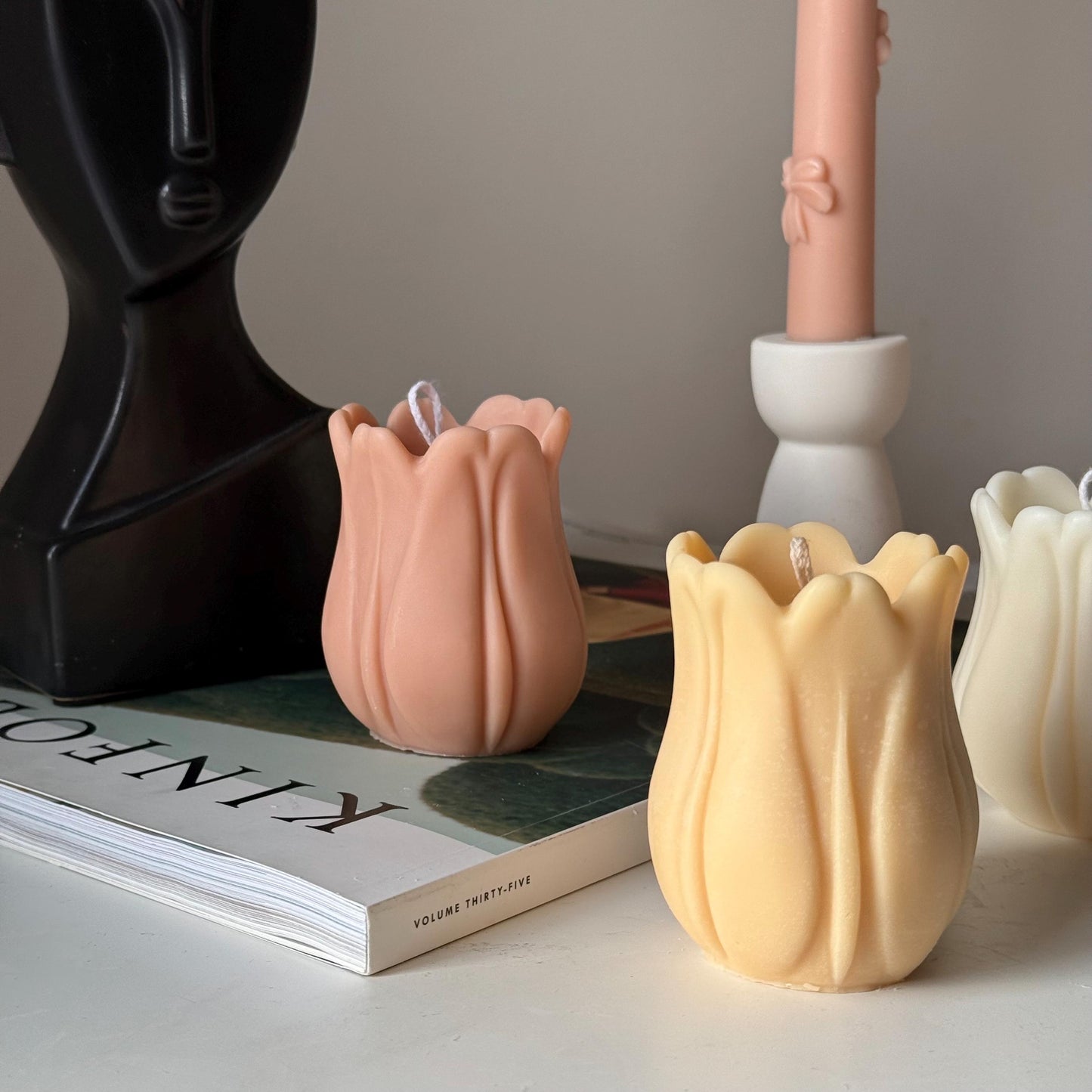 Tulip Candle