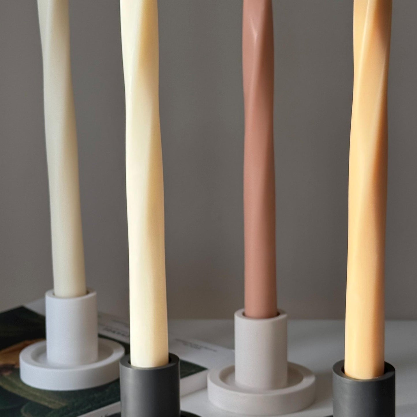 Greko Column Thin Swirl Candle