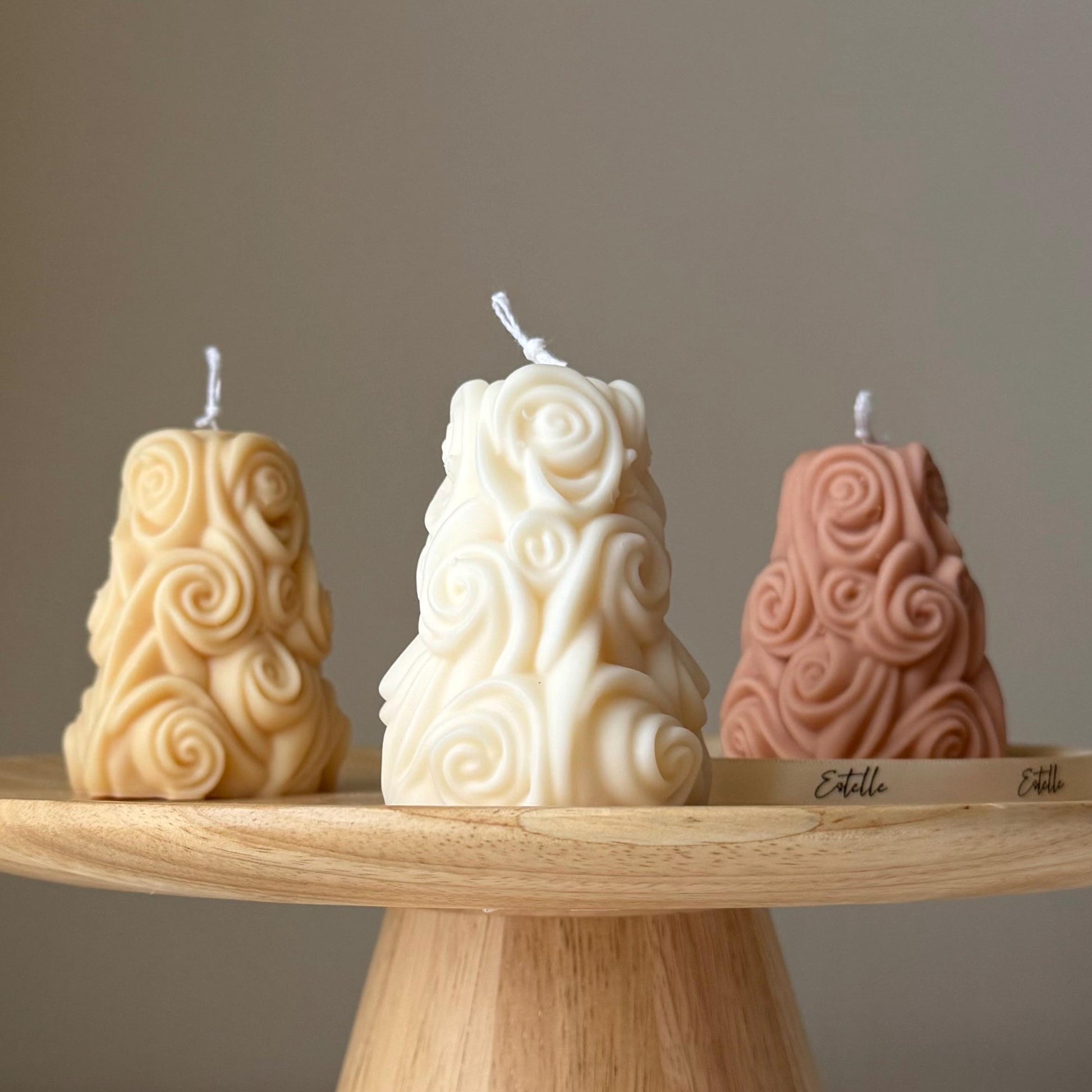 Roses Candle