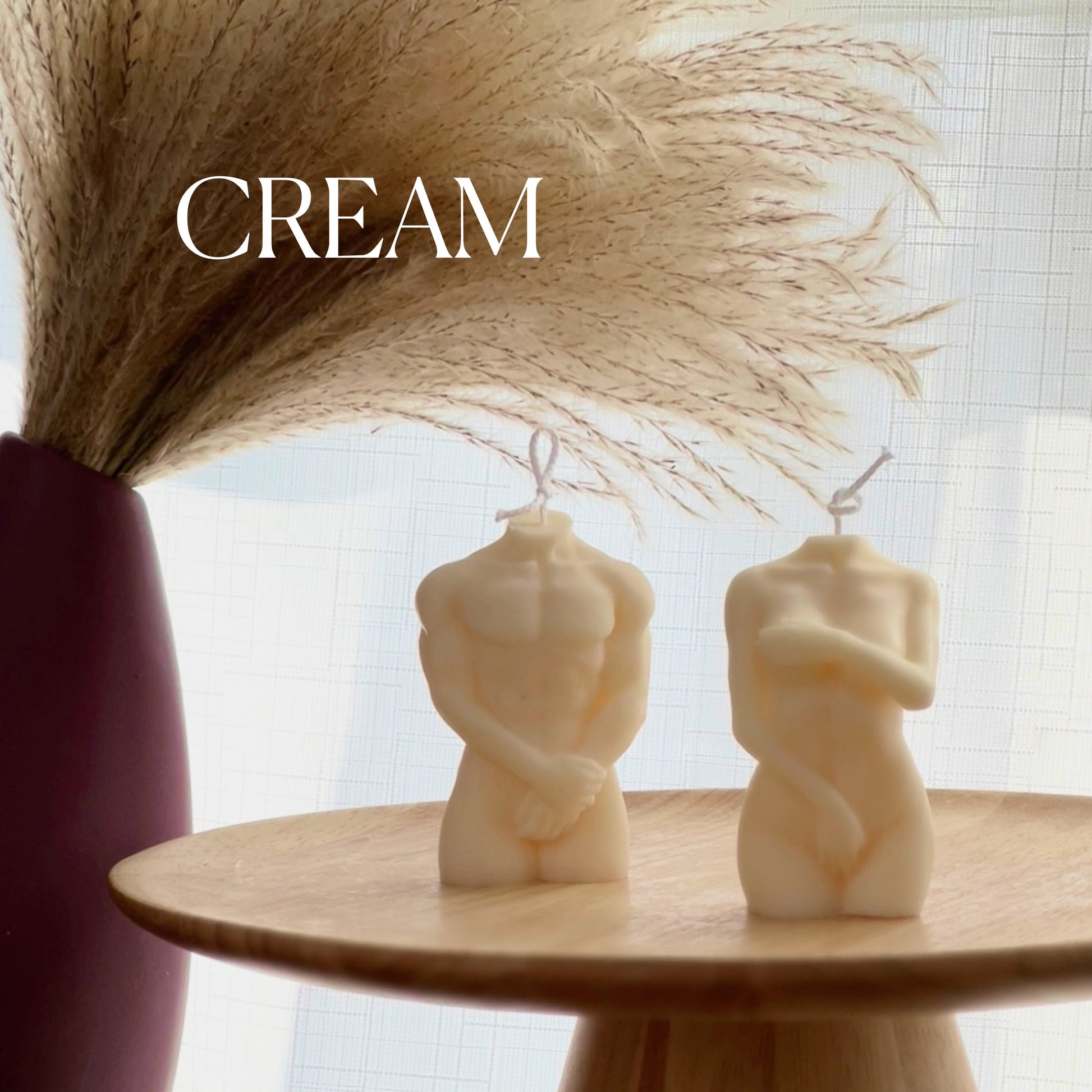 Shy Couple Candle Set