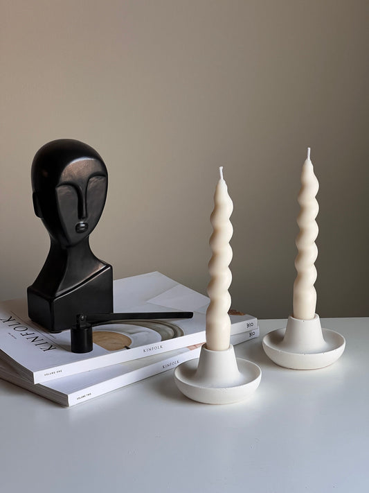 Round Candlestick Holder