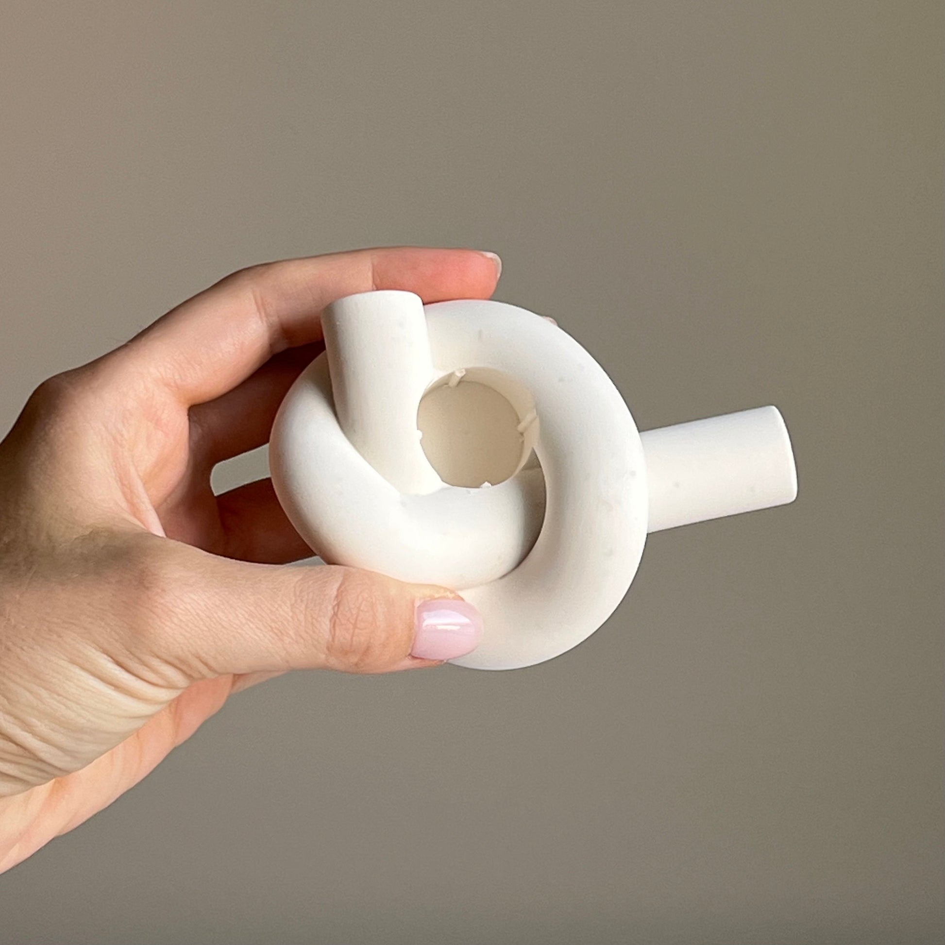 Knot Candlestick Holder