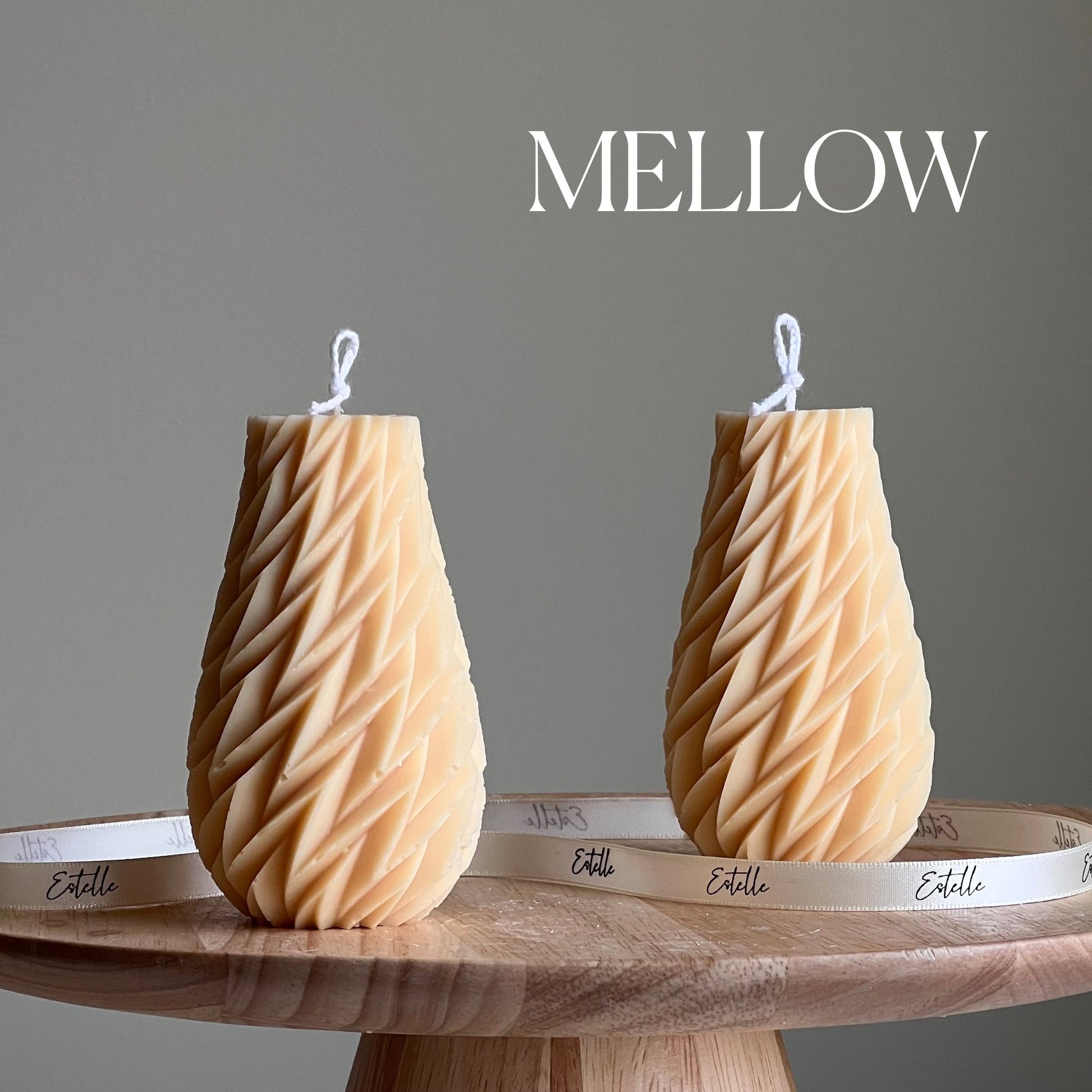 Geometric Wavy Pillar Candle