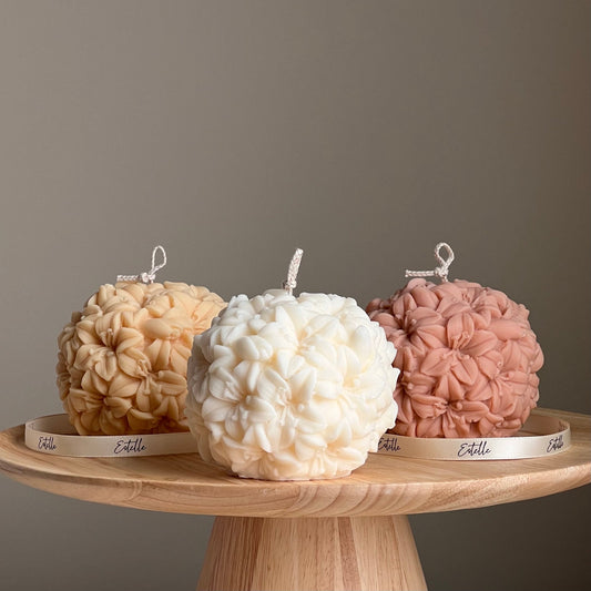 Lily Flower Ball Candle