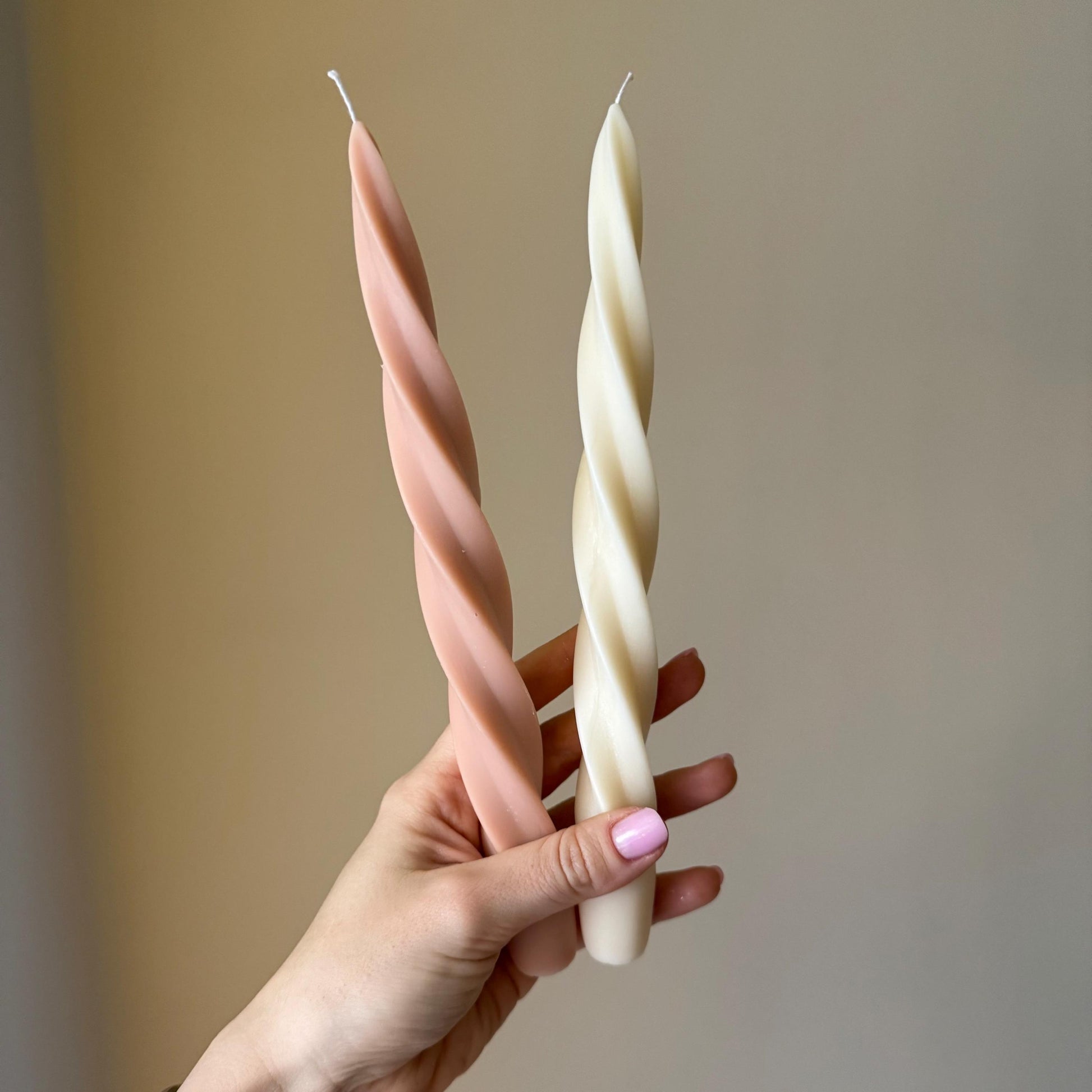 Spiral Taper Candle