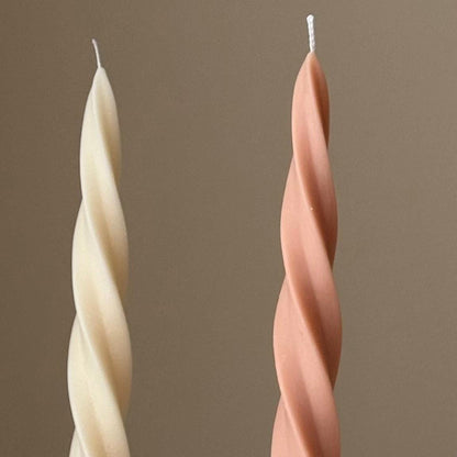 Spiral Taper Candle