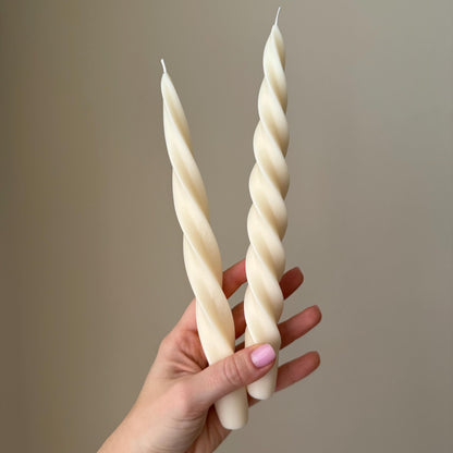 Spiral Taper Candle