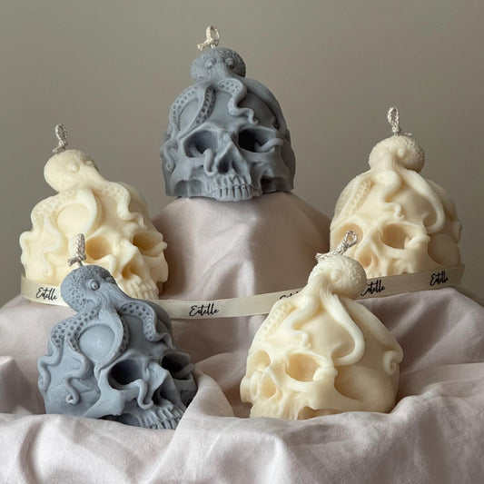 Skull Candle with Octopus: Spooky Halloween Soy Wax Decor