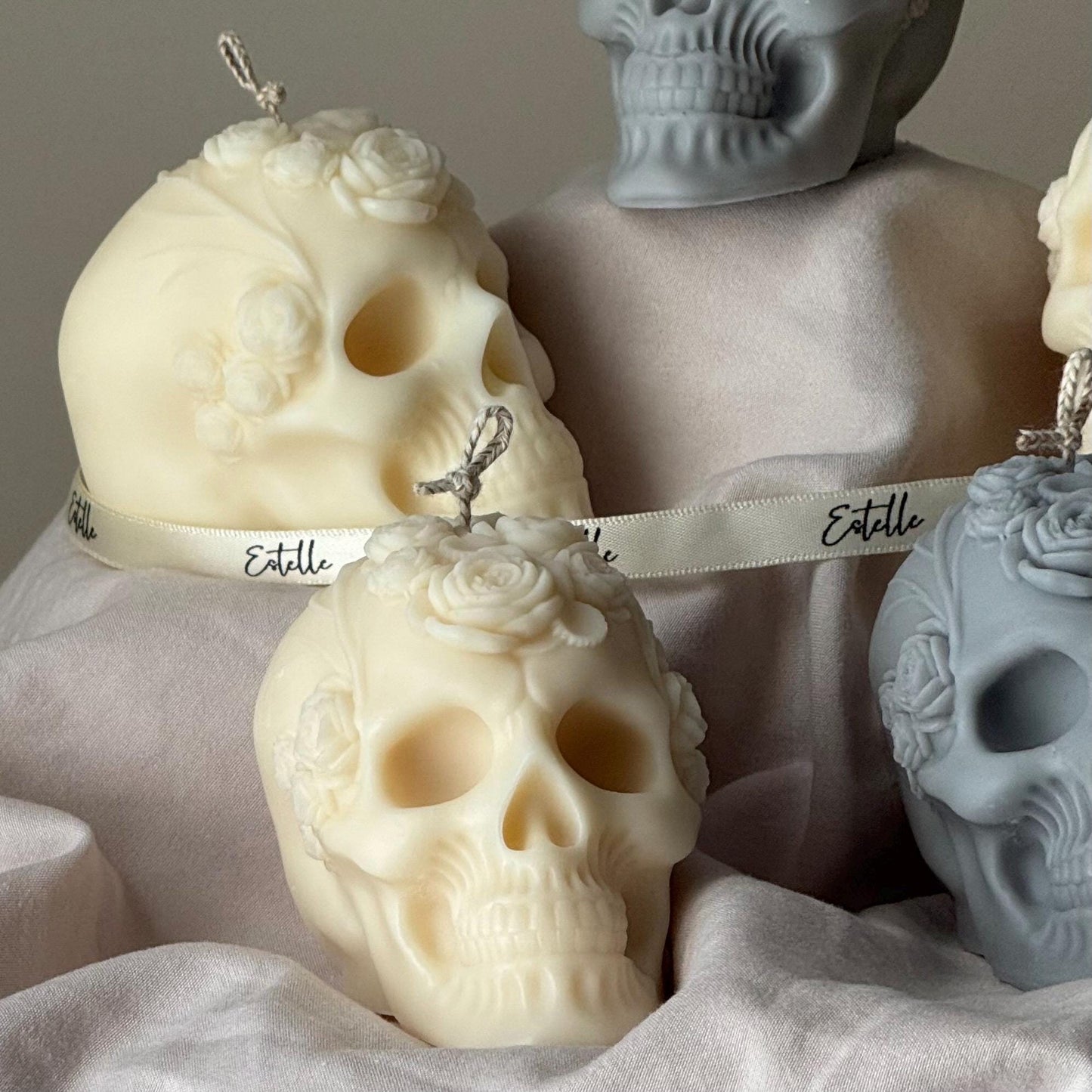 Handmade Halloween Flowers Skull Candle: Spooky Soy Wax Home Decor