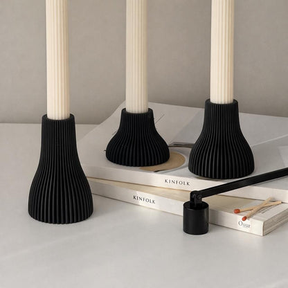 Ribbed Round Candlestick Holder: Minimalist Table Decor