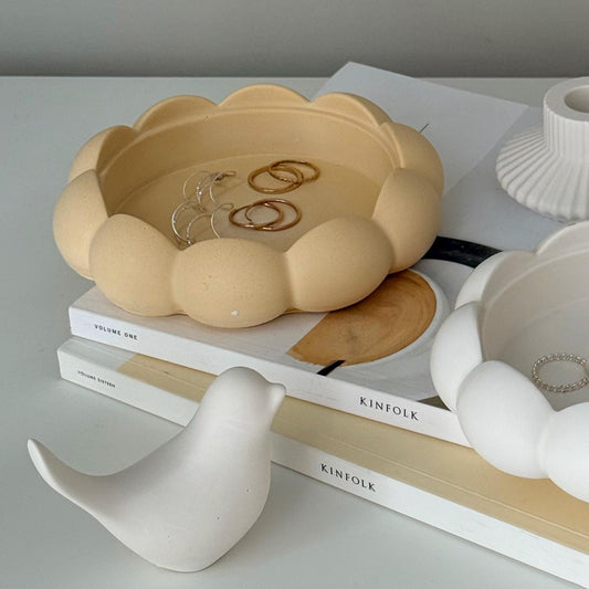 Jesmonite Round Tray: Scandi Jewelry Dish, Desk Organizer