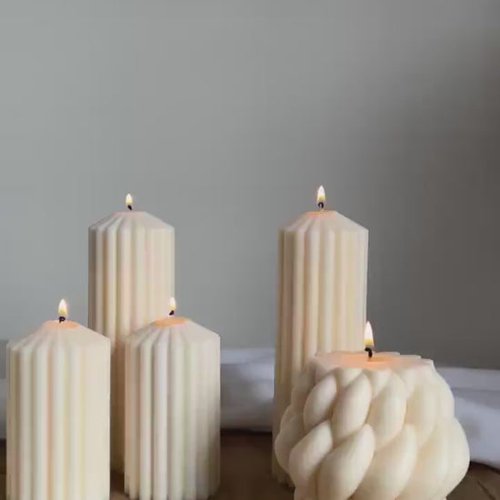 Large Knitted Soy Candle: Twisted Rope Coffee Table Decor