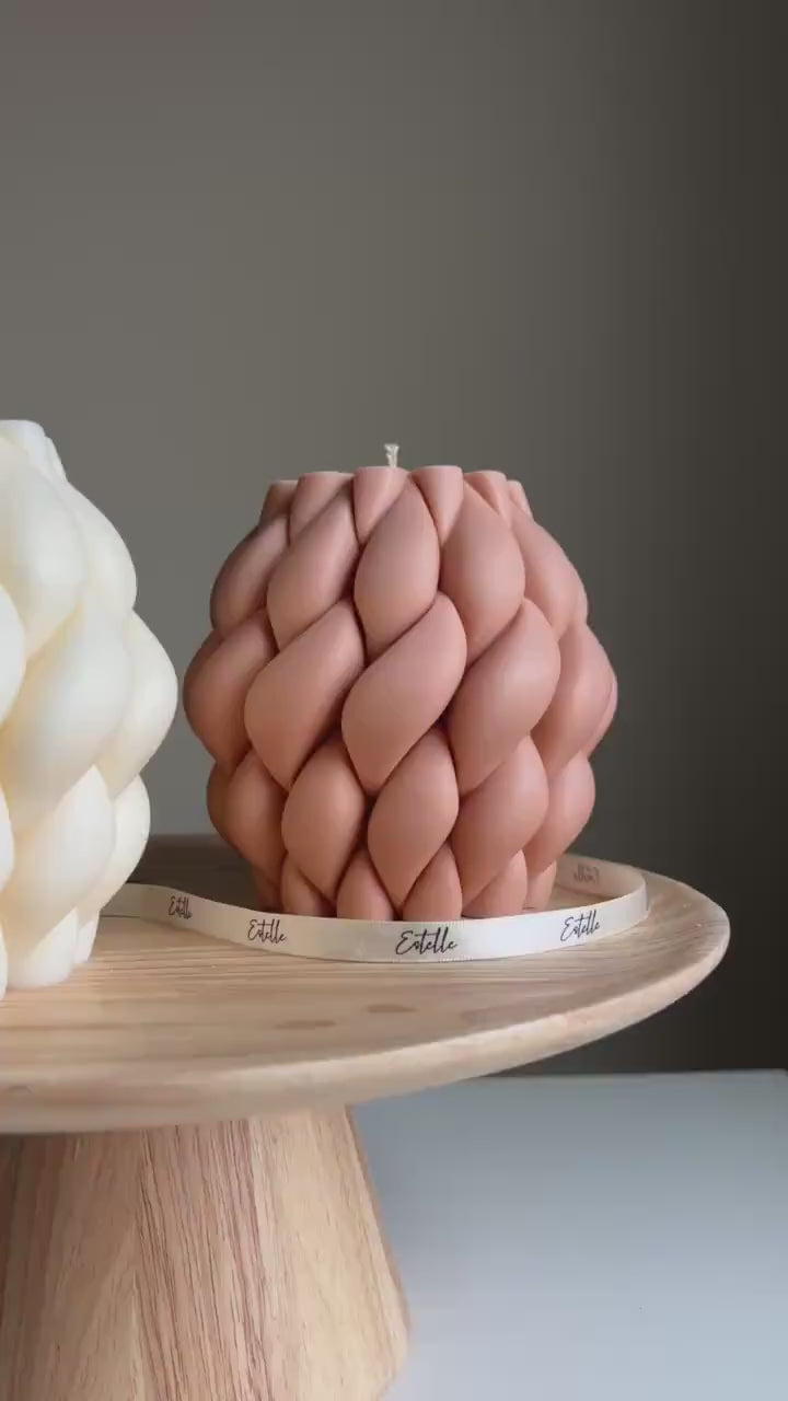 Large Swirl Knot Soy Candle | Trendy Minimalist Pillar Candle