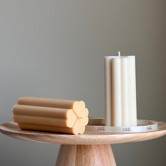 Lucky Leave Pillar Candle | Sculptural Pillar Candle | Tall Candle| Custom Color Scent| Aesthetic Soy Pillar Candle| Minimal Home Decoration
